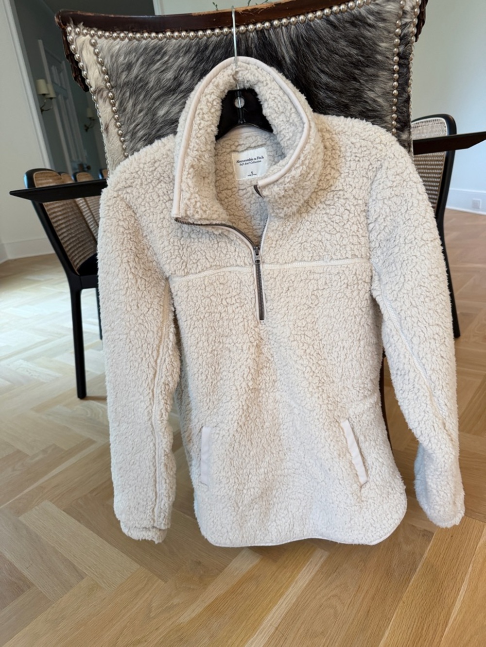 Abercrombie & Fitch Cream Sherpa Zip-Front Jacket